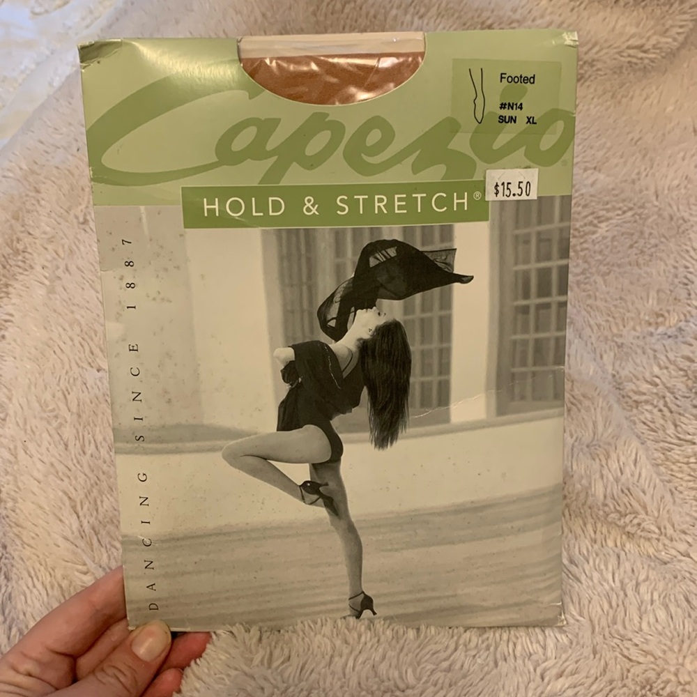 Capezio Hold & Stretch Footed Suntan Tights